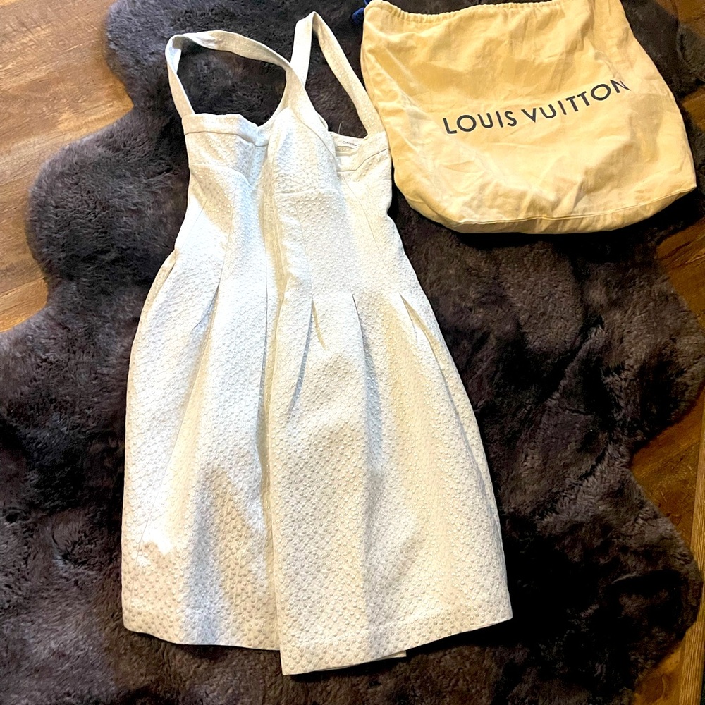 Calvin nice with straps very nice material